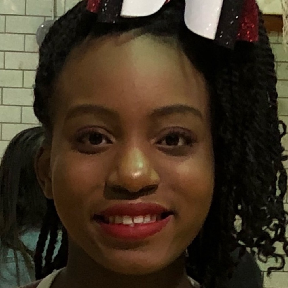 Meet your Posher, Holguine